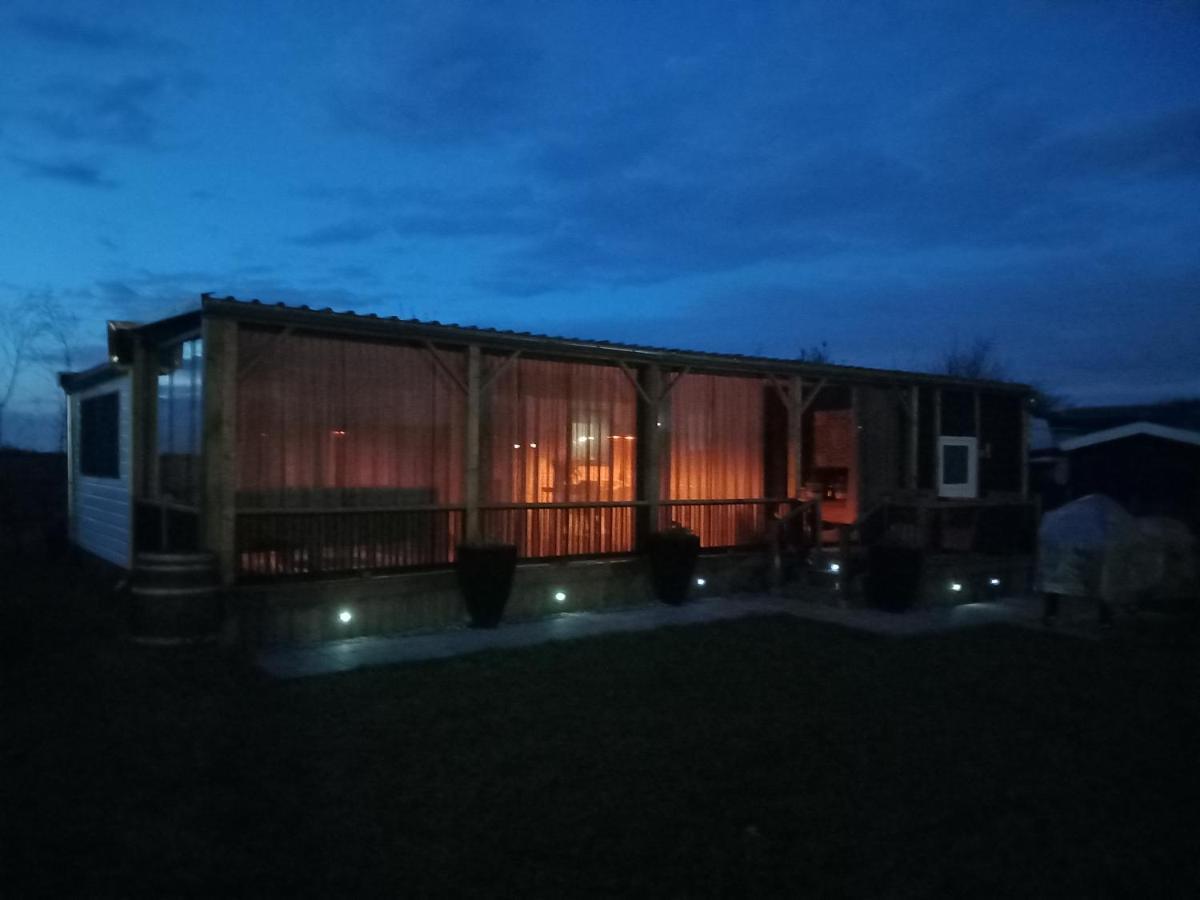 Glamping Aan De Thoolse Kust Hotel Poortvliet ภายนอก รูปภาพ